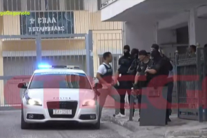 Πετρούπολη: Επιχείρηση της αστυνομίας για τη σύλληψη του σωστού 39χρονου που ξυλοκόπησε την οδηγό