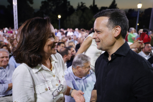 Χαίνουσα πληγή οι συνεργασίες στο ΠΑΣΟΚ - Τι κρύβει η αντιπαράθεση Διαμαντοπούλου με Δούκα