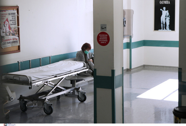 Θεσσαλονίκη: Ανήλικη παρασύρθηκε από ΙΧ, νοσηλεύεται στο «Γεννηματάς»