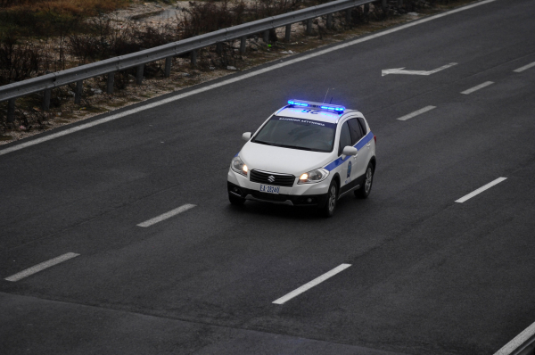 Ληστεία στην Κάτω Τιθορέα: Συνελήφθησαν 8 άτομα, ανάμεσά τους 2 γυναίκες