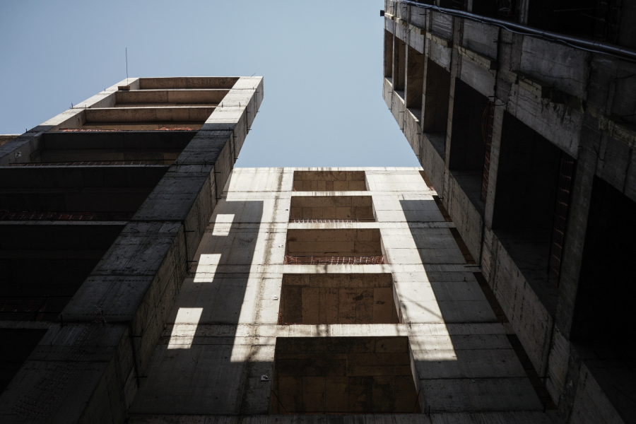 Greece’s Public Arrears Climb to €111.8 Billion, Driven by Big Debtors and Unrecoverable Liabilities