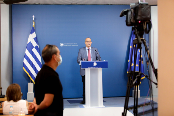 Οικονόμου: «Ο κ. Τσίπρας είχε την ευκαιρία να αποδοκιμάσει τον "τραμπισμό αλά γκρέκα" και δεν το έκανε»