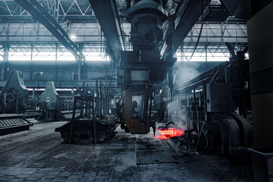 ΗΠΑ και ΕΕ σε κούρσα για κρίσιμες πρώτες ύλες - Η Metlen στην καρδιά της ευρωπαϊκής στρατηγικής