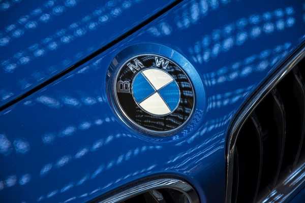 Η BMW αυξάνει τις πωλήσεις της, παρά την κρίση