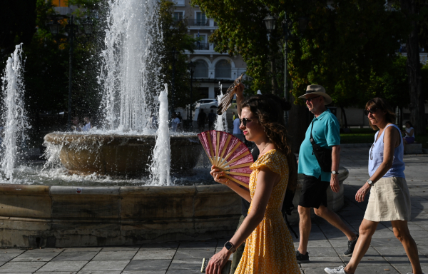 Σοκάρουν οι νέες εκτιμήσεις: H Ελλάδα οδεύει προς τον θερμότερο Ιούνιο που έχει καταγραφεί ποτέ!