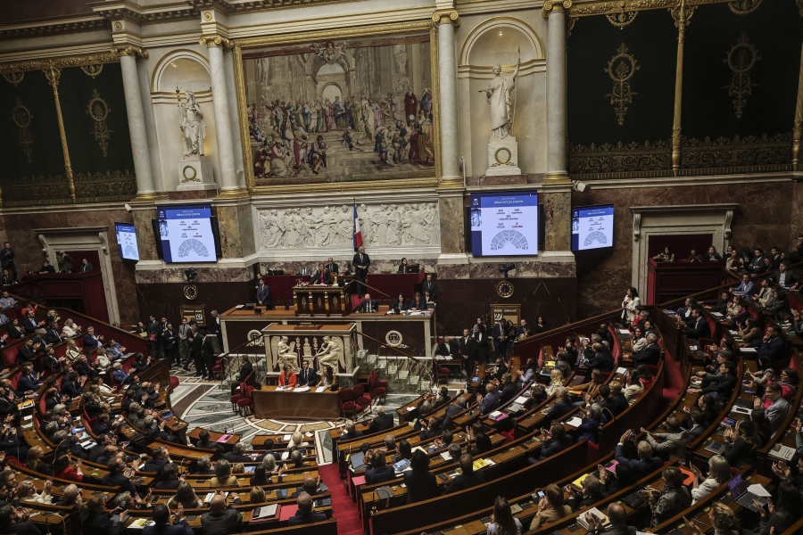 Γαλλία: «Όχι» στην επιβολή φόρου στους «υπερπλούσιους»