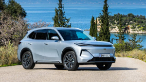 Στην Ελλάδα το νέο Geely Starray EM-i