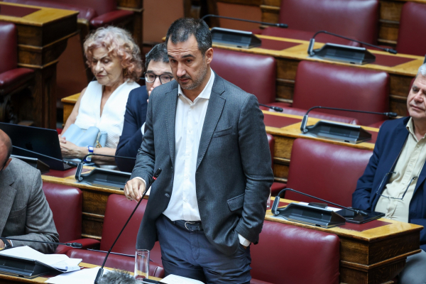 Νέα Αριστερά: Υπογραφές για δημοψήφισμα, όξυνση και η βαριά σκιά του Τσίπρα