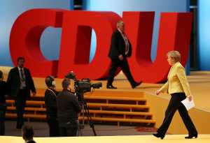 Κρίστιαν φον Στέτεν (CDU): Eάν φύγει το ΔΝΤ από το ελληνικό πρόγραμμα θα φύγει και η Γερμανία