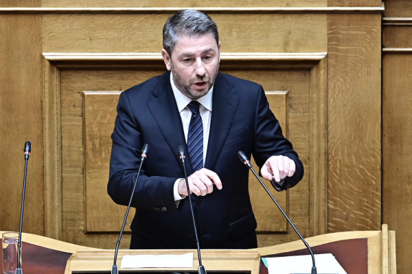 Γιατί το ΠΑΣΟΚ καθίσταται ο νέος αδύναμος κρίκος του πολιτικού συστήματος