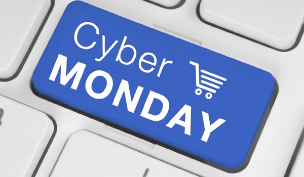 Μετά την «Black Friday» ήρθε η «Cyber Monday» - Οι παγίδες - Τι να προσέξετε