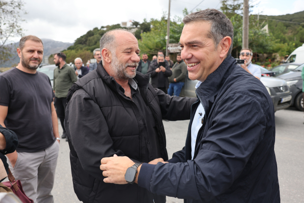 Τσίπρας: «Φτάσαμε στην Κρήτη και ξεκινάμε την περιοδεία μας» (Εικόνες και Βίντεο)