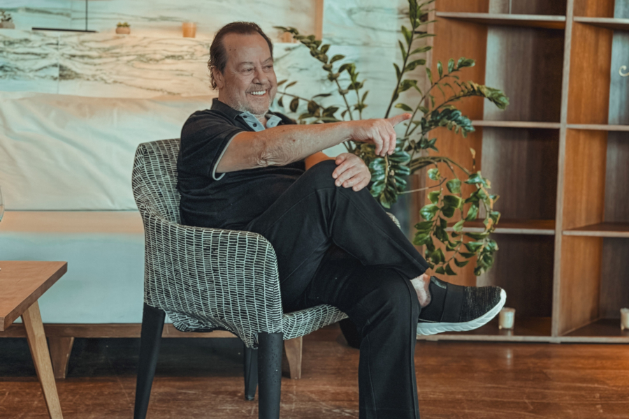 Γιάννης Πάριος: Στην κορυφή των προτιμήσεων του κοινού ο νέος του δίσκος (Βίντεο)