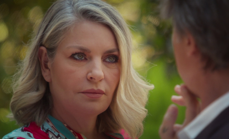 «Να μ’ αγαπάς»: Η Σοφία εκβιάζει τον Θεόφιλο