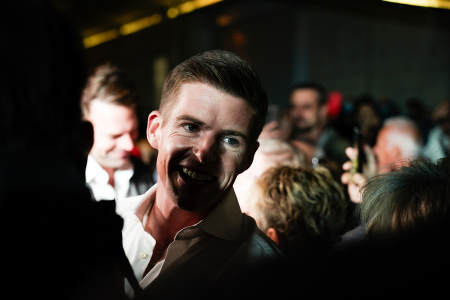 Ενόχληση Τάιλερ για το βιβλίο Τσίπρα