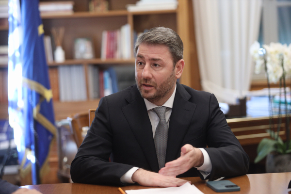 Και θεωρίες συνωμοσίας στο ΠΑΣΟΚ