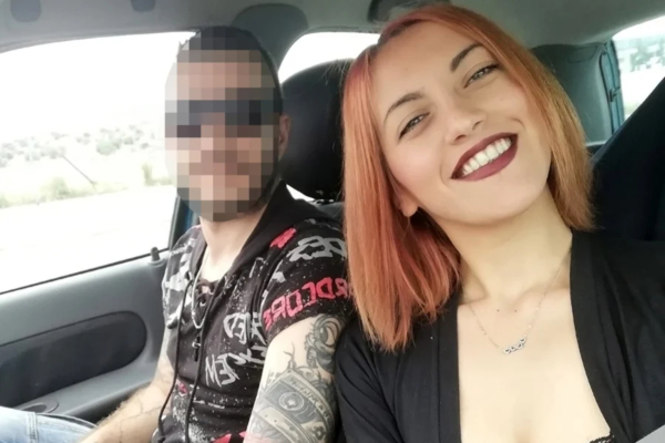 Δολοφονία στο ΑΤ Αγίων Αναργύρων: Ύποπτες διαδικασίες καταγγέλλουν οι γονείς της Κυριακής