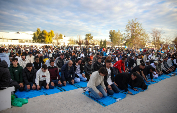 Εικόνες από τη γιορτή για το Εΐντ αλ Φιτρ στην Αθήνα - Μεγάλη η συμμετοχή