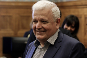 Να μην ψάχνουμε τον δεύτερο, αλλά να βρούμε τον νέο πρώτο