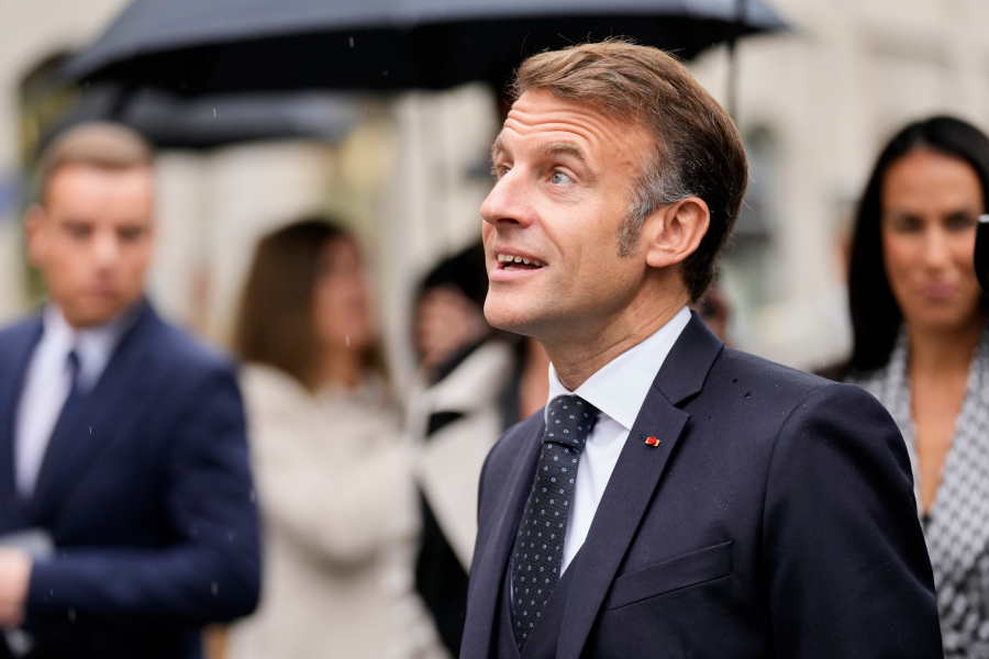 Μακρόν: Πιθανό το δημοψήφισμα για το συνταξιοδοτικό