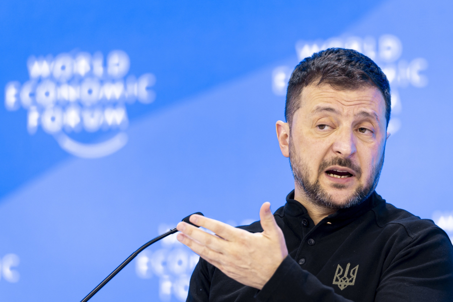 Ζελένσκι: Ο Πούτιν προσπαθεί να χειραγωγήσει τον Τραμπ