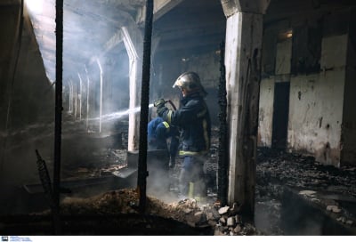 Αργυρούπολη: Φωτιά σε υπόγειο αποθηκευτικό χώρο