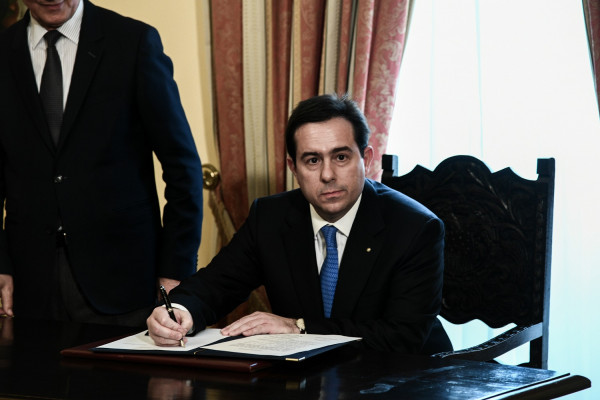 Μηταράκης: Προτεραιότητα της κυβέρνησης ο περιορισμός των μεταναστευτικών ροών