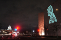 Σκάνδαλο Επστάιν: Δημοκρατικοί κατηγορούν τον Λευκό Οίκο πως εξαφάνισε καταγγελία εις βάρος του Τραμπ για κακοποίηση ανήλικης