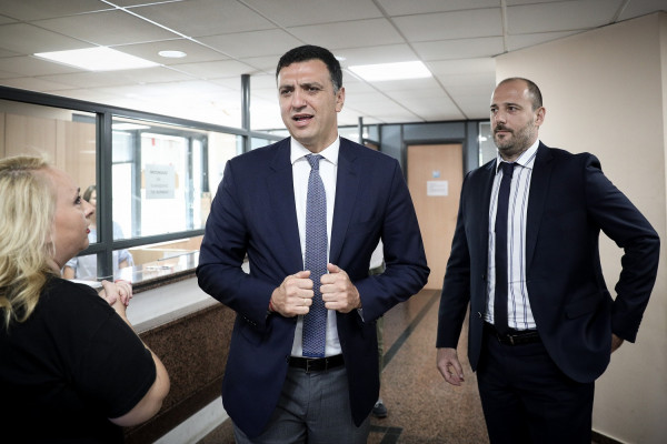 Κικίλιας σε Πολάκη: Θα καλύψουμε τον εθελοντή πυροσβέστη, όπως και τους εγκαυματίες στο Μάτι, που άφησες ακάλυπτους