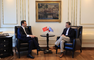 Μήνυμα στήριξης Δούκα σε Ιμάμογλου: Δεν είσαι μόνος