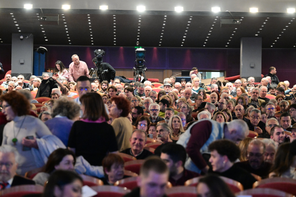 Αλέξης Τσίπρας: Η ώρα της «Ιθάκης» - Ποιοι δίνουν το παρών (LIVE BLOG)