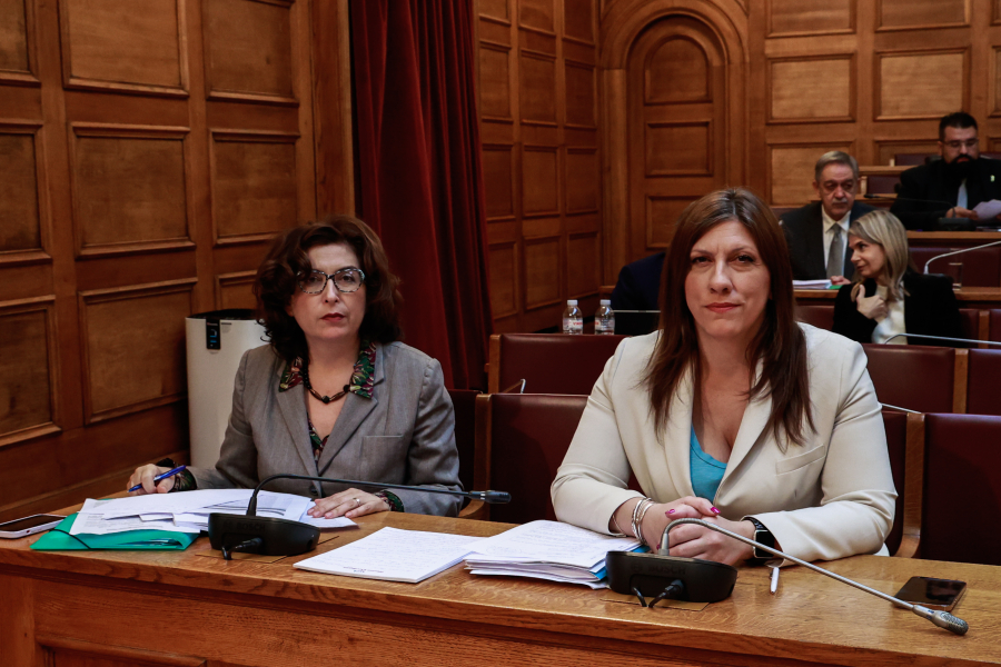 Βουλή: Υψηλότατοι οι τόνοι στην επιτροπή Οικονομικών - Η Ζωή έκανε έξαλλο τον υφυπ.Οικονομικών