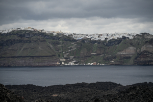 Scientists Warn of Landslide Risks on Santorini, Even After Earthquakes Subside