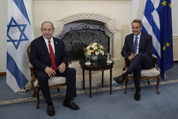 Mitsotakis Distances Himself from Netanyahu Amid Rising Outcry over Gaza