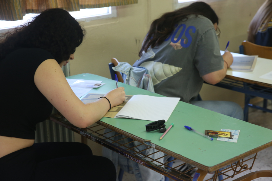 Πανελλήνιες 2025: Πανωλεθρία στα Μαθηματικά ΓΕΛ - «80% κάτω από τη βάση»