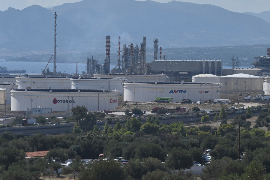 Πυρά της αντιπολίτευσης για το νέο ατύχημα στη Motor Oil