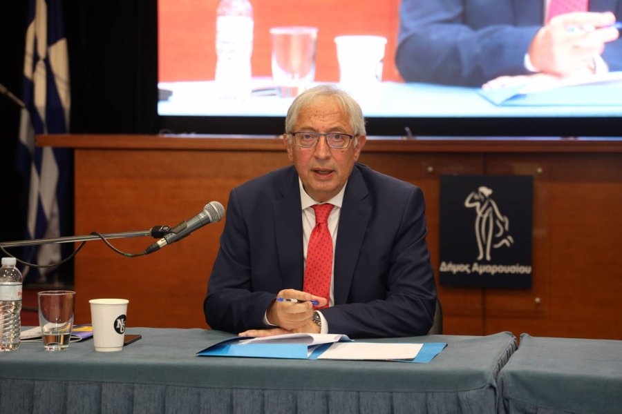 ο Δήμαρχος Αμαρουσίου Θεόδωρος Αμπατζόγλου