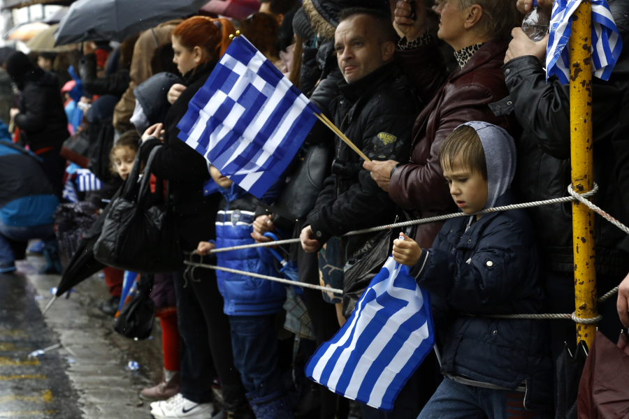 28η Οκτωβρίου: Μήνυμα Τσατραφύλλια στους δημάρχους της Αττικής - «Ξεκινήστε την παρέλαση μετά τις 12»