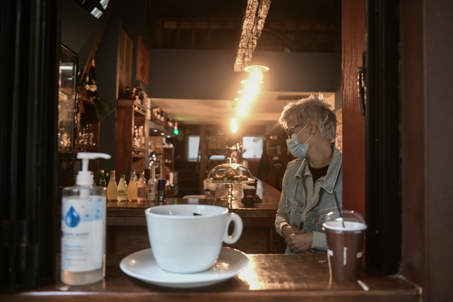 Επίσημο: Ακριβότερος ο καφές και το φαγητό από το νέο έτος