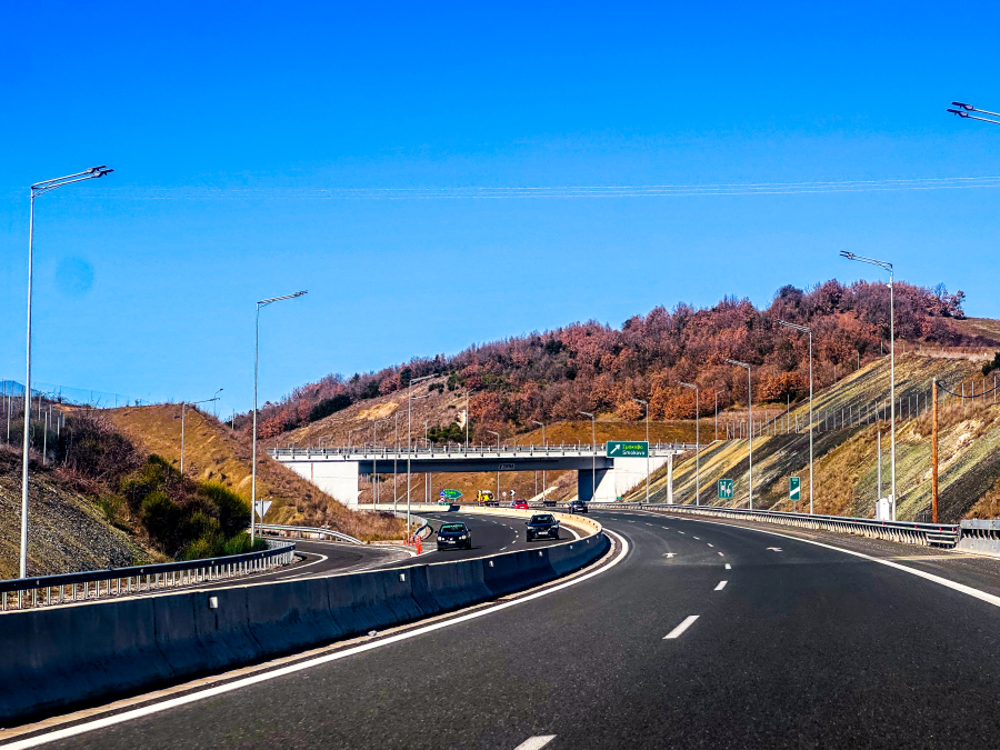 Σε πλήρη εξέλιξη οι εργασίες στον αυτοκινητόδρομο Ε65