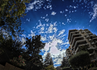 Στα ύψη τα ενοίκια: Νοικιάζουν ξεχωριστά δωμάτια για να τα βγάλουν πέρα