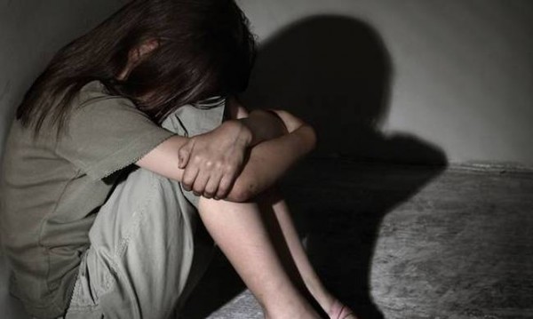 Γρεβενά: Συλλήψεις τριών ατόμων για βιασμό 18χρονης