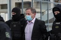 Νέα διαμαρτυρία για την αποφυλάκιση του Λιγνάδη στη Σαντορίνη (βίντεο)