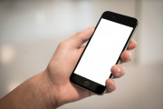 Το instagram ξεκινά να «μαντεύει» την ηλικία των χρηστών