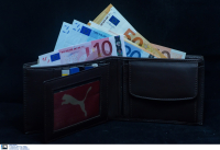 Έκτακτο επίδομα Χριστουγέννων και σε νέους δικαιούχους