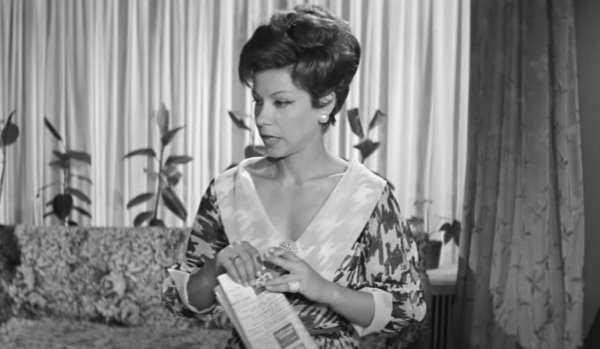 Η Φίνος Φιλμ αποχαιρετάει την «αριστοκρατική και φίνα» Μέλπω Ζαρόκωστα