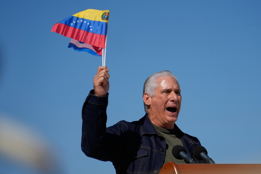 «Κανείς δεν μας υπαγορεύει τι θα κάνουμε», απαντά ο Κουβανός πρόεδρος στον Τραμπ