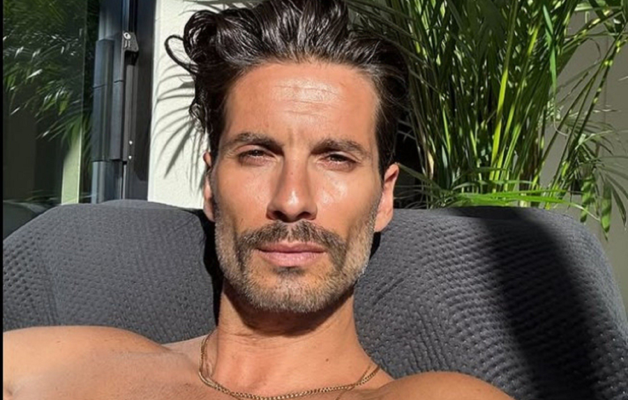 Exathlon: Έφτασε στον Άγιο Δομίνικο ο παρουσιαστής Γιώργος Καράβας