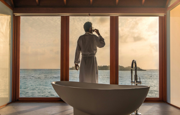 «Έγινα εκατομμυριούχος στα 27»: Αυτά τα tips «μας κρατούν φτωχούς και πρέπει να σταματήσουν»