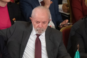 Στην εντατική ο Λούλα, μετά από επέμβαση για αιμορραγία στον εγκέφαλο